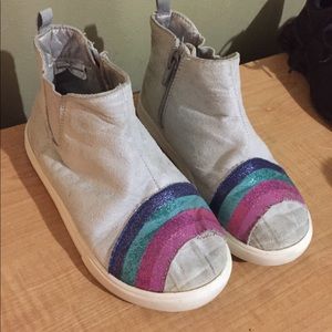 Girls low boots for winter